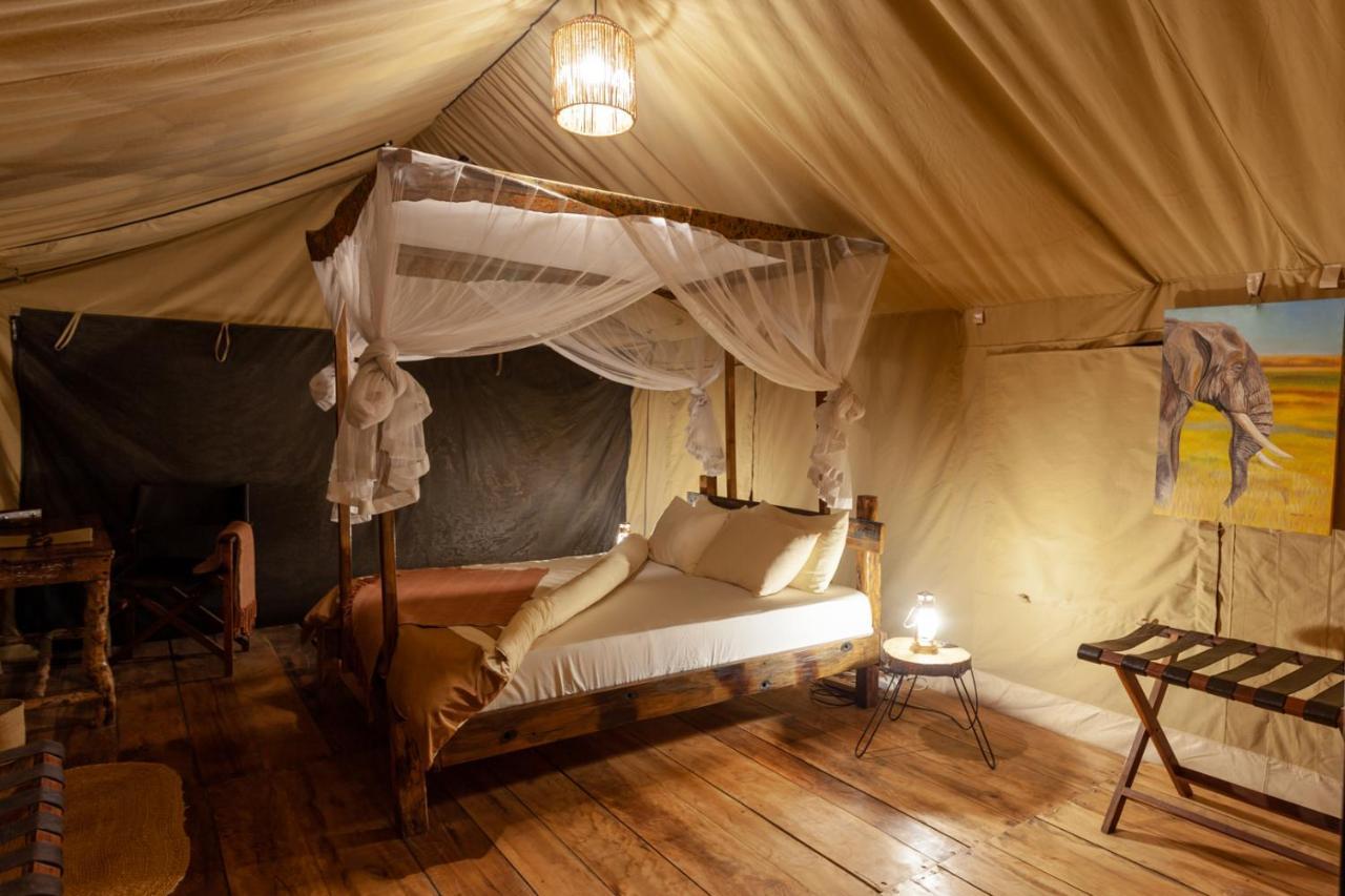 Baobab Tented Camp Kwa Kuchinia Zewnętrze zdjęcie