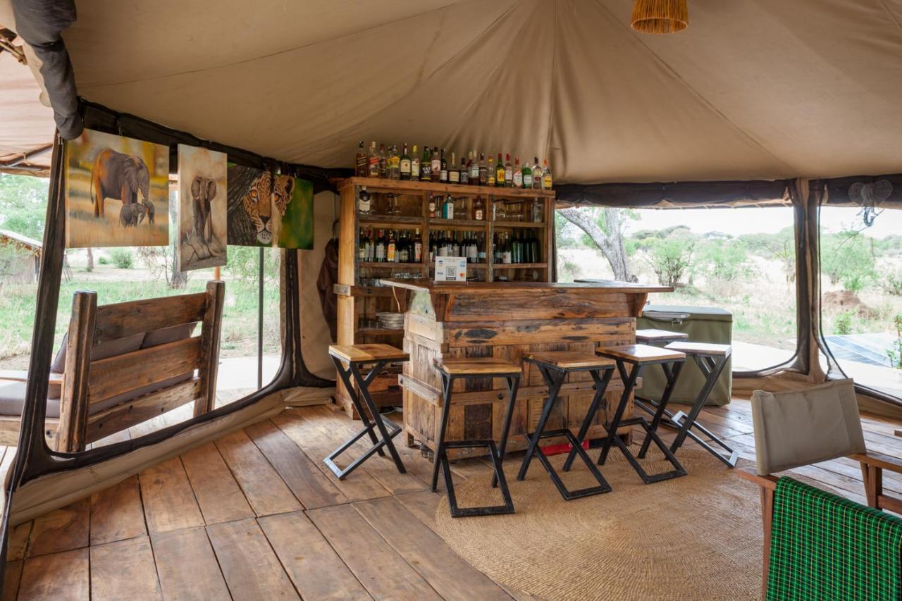 Baobab Tented Camp Kwa Kuchinia Zewnętrze zdjęcie